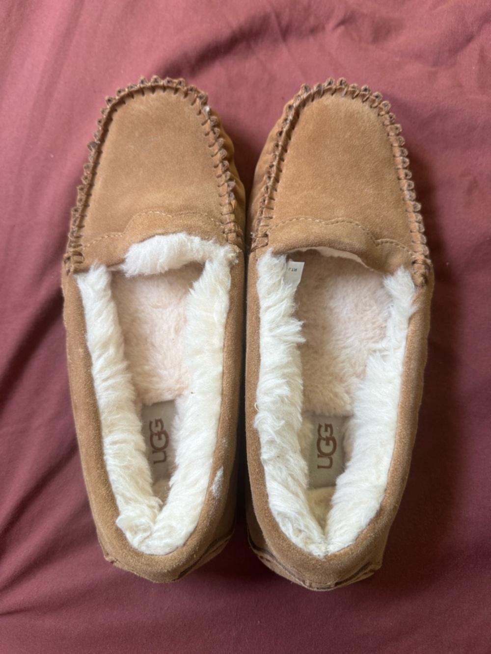 UGG Chestnut Suede Moccasin with Cream Shearling Lining